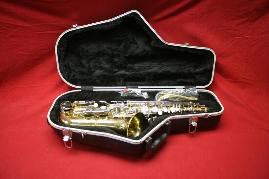 Selmer Bundy 2 Alto Saxophone W/ Mouthpiece & Hardcase