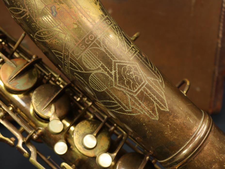 VINTAGE CONN 10M TENOR SAX,ORIGINAL LACQUER,NEEDS SOME WORK, ANGRY LADY ON BELL