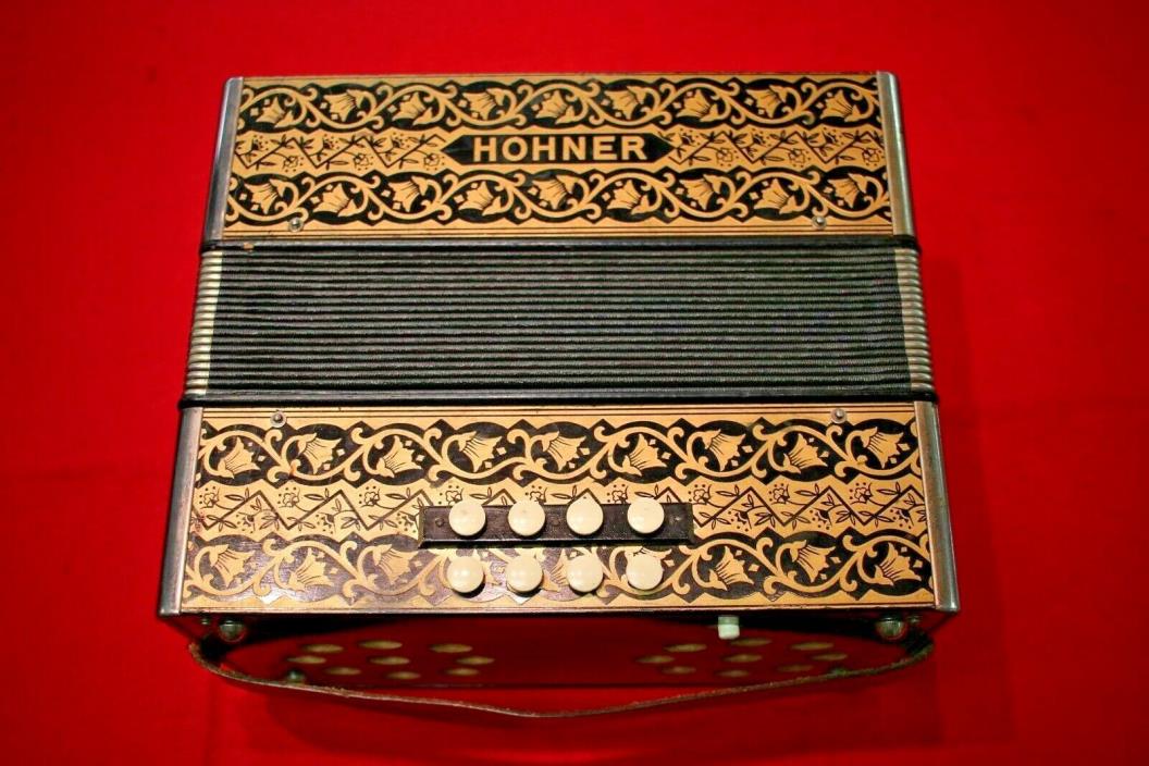 Vintage HOHNER 2-Row Vienna 2815 Pokerwork Accordion G/C 21 Key 8 Bass Diatonic