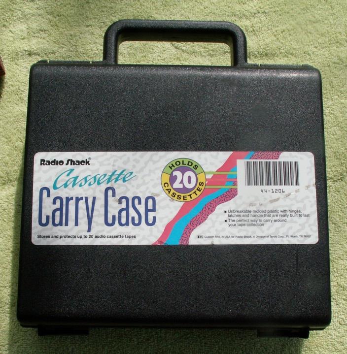 VINTAGE RADIO SHACK 20 POCKET CASSETTE CARRY CASE MOLEL 44-1206 // USA