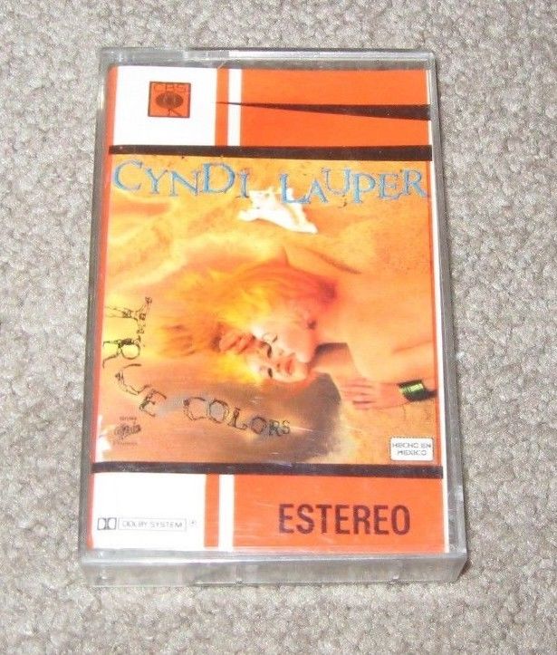 cyndi lauper - true colors cassette tape  ( mexico tape ) made in mexico  RARE