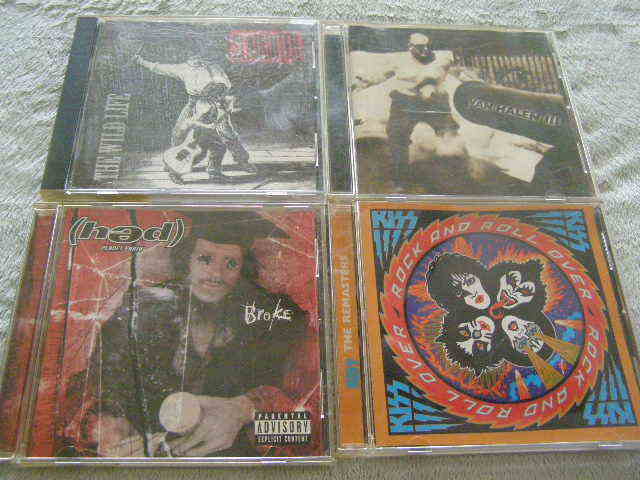 4 Lot Heavy Metal Music Pre-Owned CD's HED KISS VAN HALEN SLAUGHTER 3 Wild Life