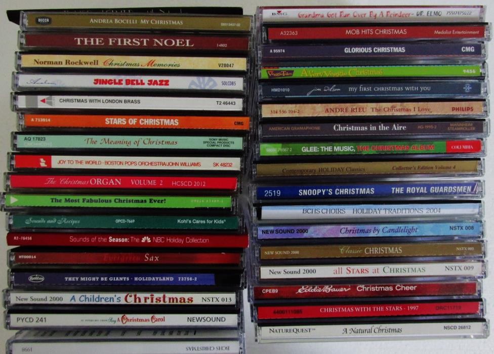 Lot of 35 Christmas CDs in Very Good condition