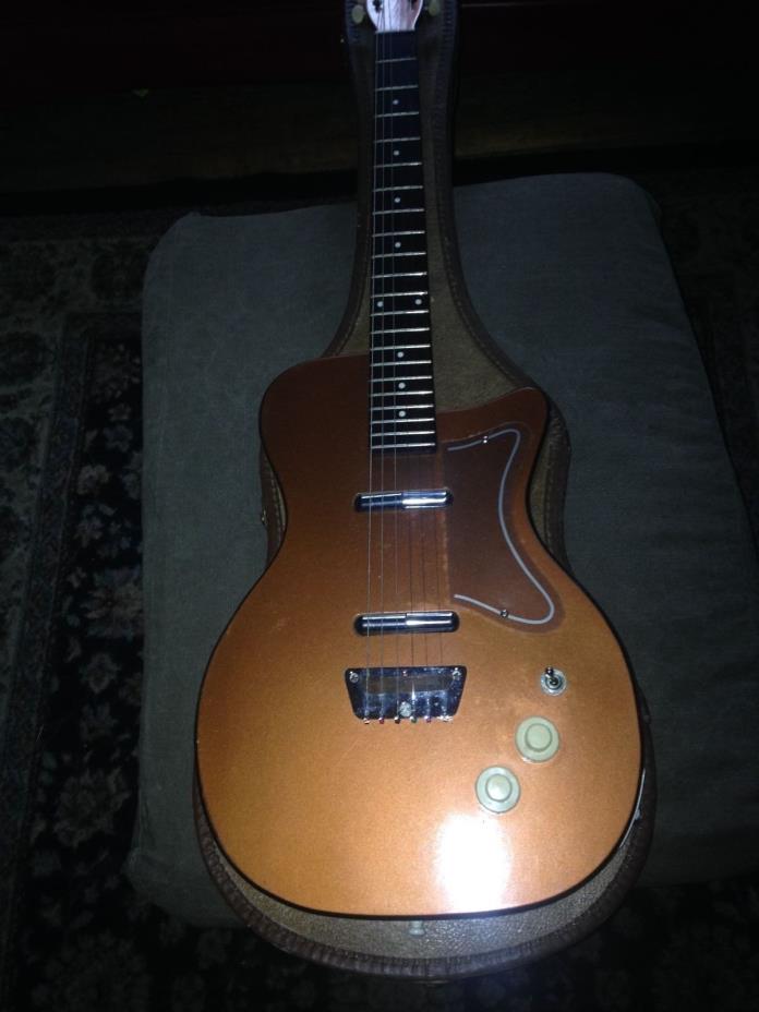 Danelectro U2 gold top 1956 vintage