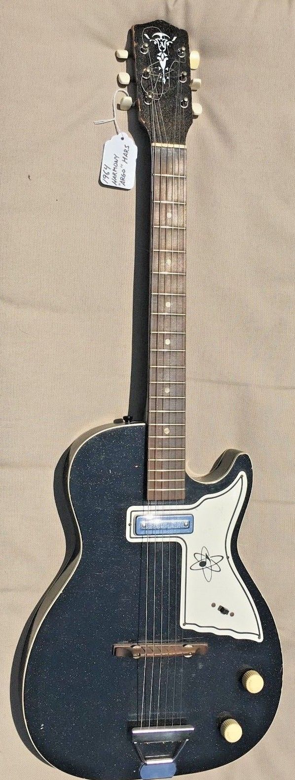 VINTAGE 1960s HARMONY STRATOTONE ALDEN ELECTRIC GUITAR