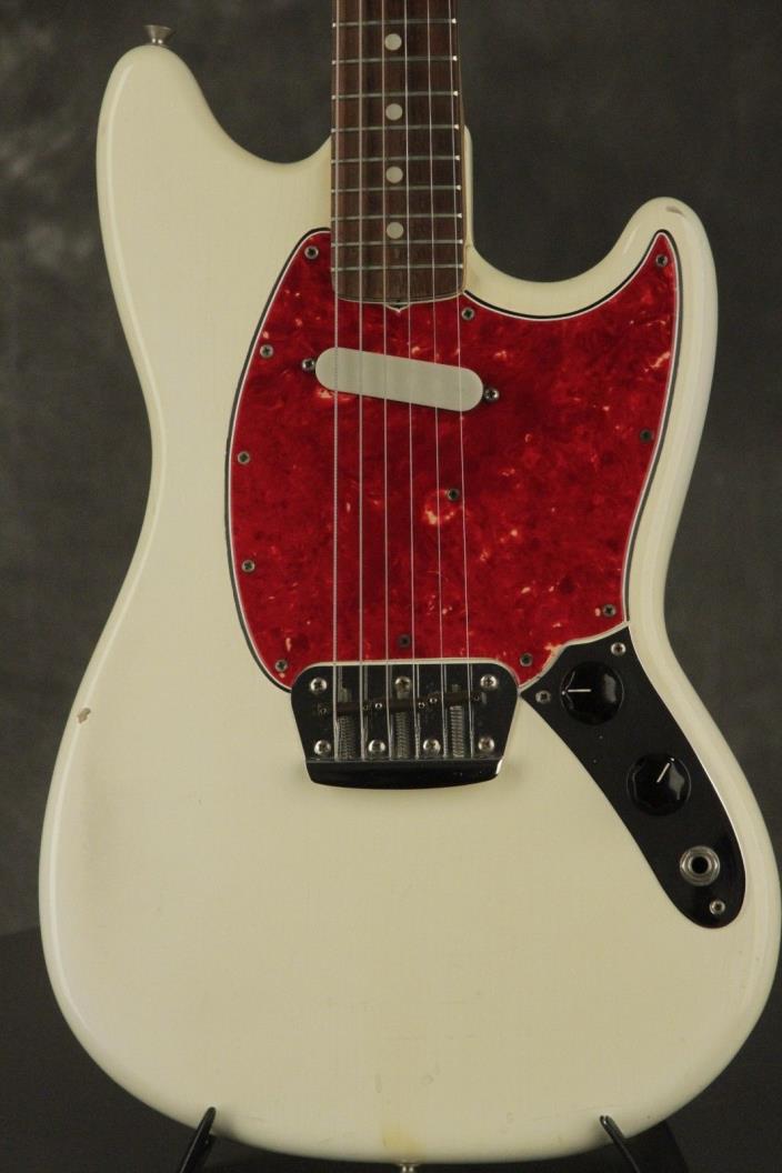 all original 1966 Fender MUSICMASTER II White!!!