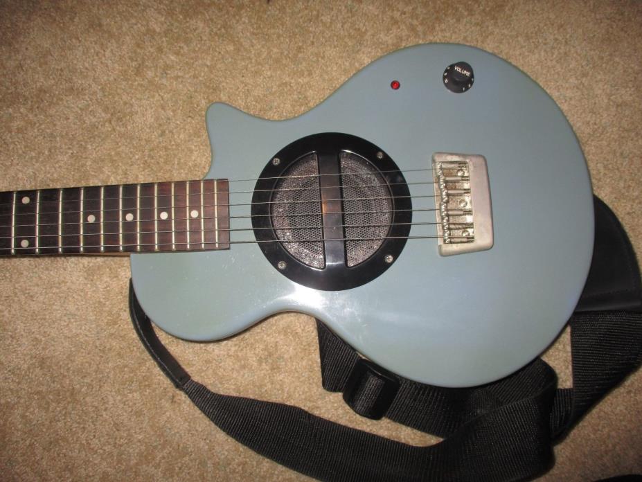 VINTAGE 1980 QUEST ELECTRIC GUITAR  YOUTH GRAY PLAYS GREAT W GIG BAG NICE