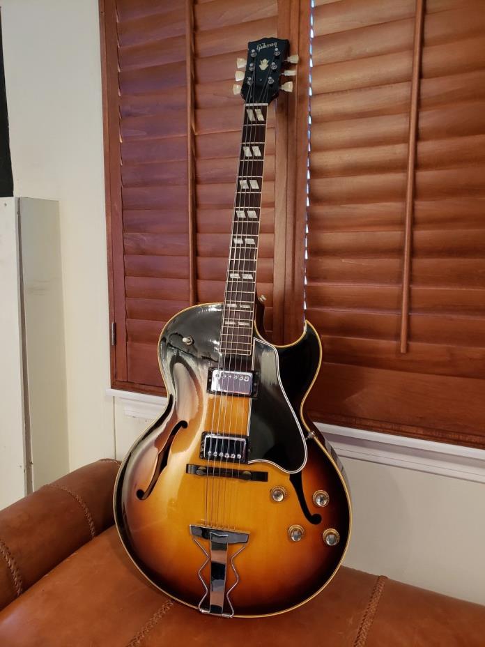 Gibson ES-175D 1957 Vintage Guitar Original Case Sunburst