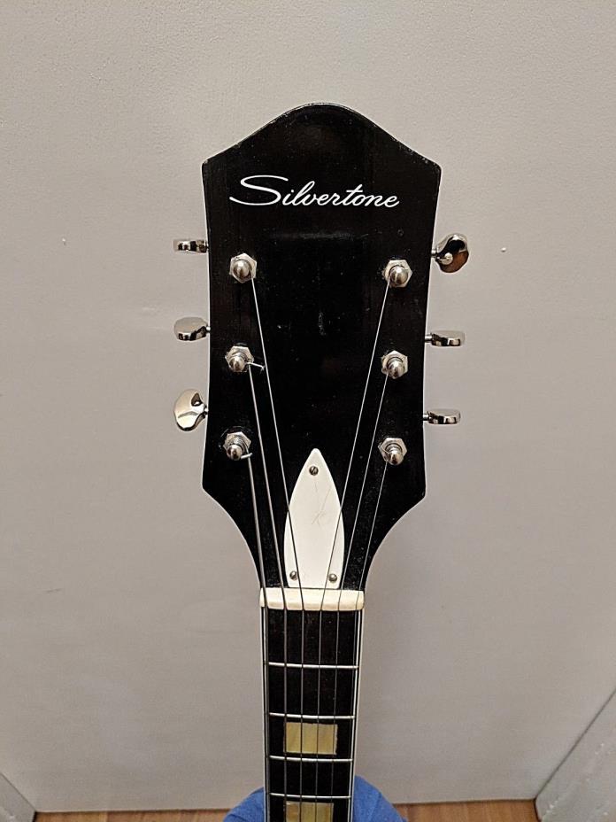 Silvertone 1446 'Hubert Sumlin Model'