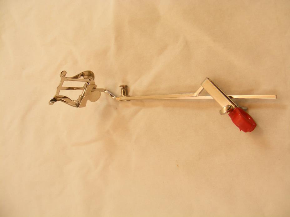 A.P.M. - Clamp-On Flute Lyre - BRAND NEW ! NICE PRICE !