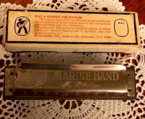 Vintage M Hohner MARINE BAND A440 HARMONICA ~ 10 Hole ~ Key of C~Made in Germany