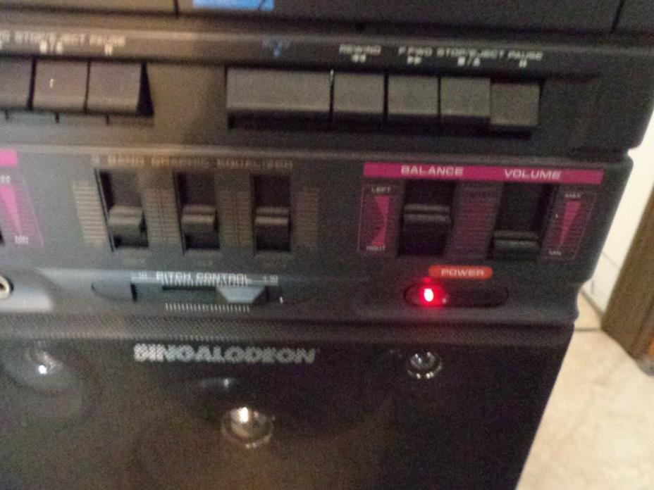 Lonestar Singalodeon Double Cassette Karaoke System K-11