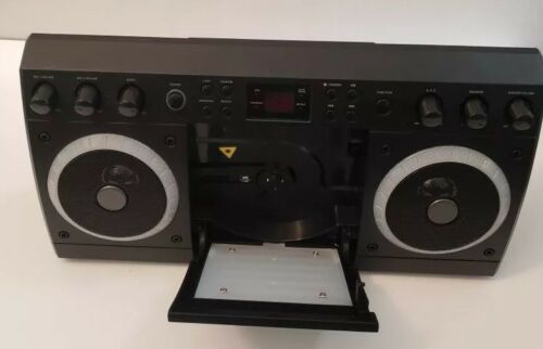 Akai KS303B-BT Bluetooth CD&G Karaoke System, Black (no microphone) Z15