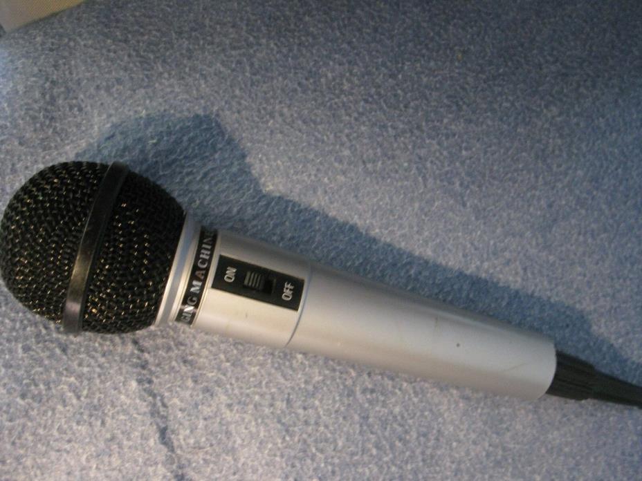 Singing Machine Uni-directional Dynamic Karaoke Microphone  10 ft Cord=FREE SHIP