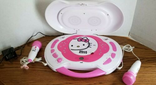 Hello Kitty Portable Karaoke Machine & CD Player Lights Up Plus 2 Microphones