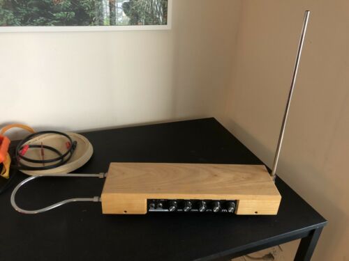 MOOG ETHERWAVE THEREMIN New