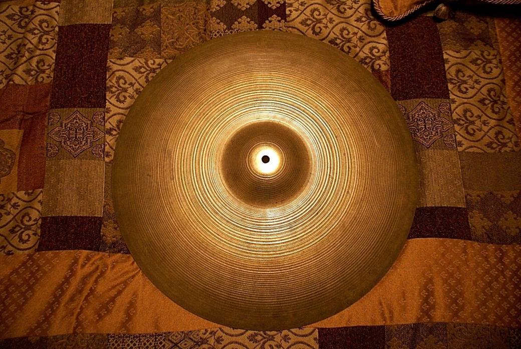 A. ZILDJIAN VINTAGE 21