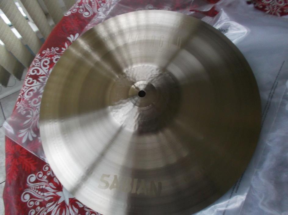 Sabian  16