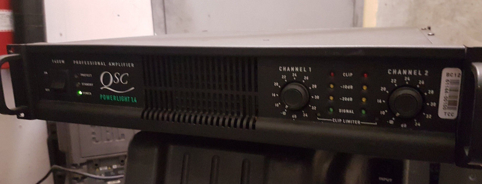 QSC Powerlight 1.4 Power Amplifier 1400 Watts - quantity