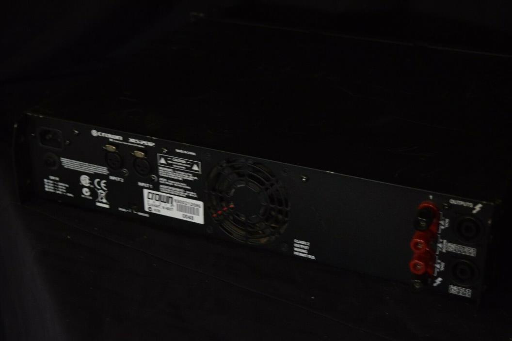 Crown XLS 202 200 WPC Two Channel Rack Mountable Power Amplifier