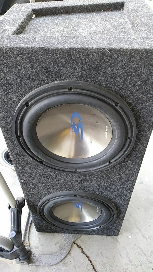 ALPINE MRV-T420 AMP WITH PAIR OF 2 TYPE S 10 SUB WOOFERS IN BOX GREAT DEAL!!