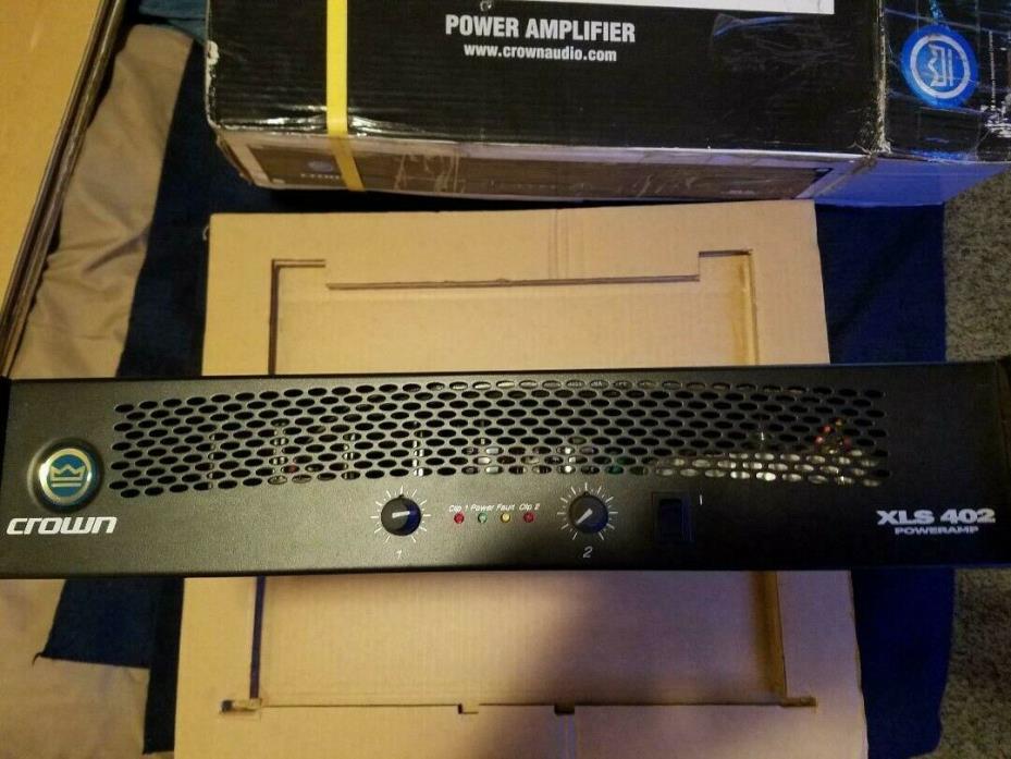 Crown Audio Amplifier, XLS 402, 400 Watt@ 4 Ohm, 260 Watt @  8 Ohm, 800 bridged