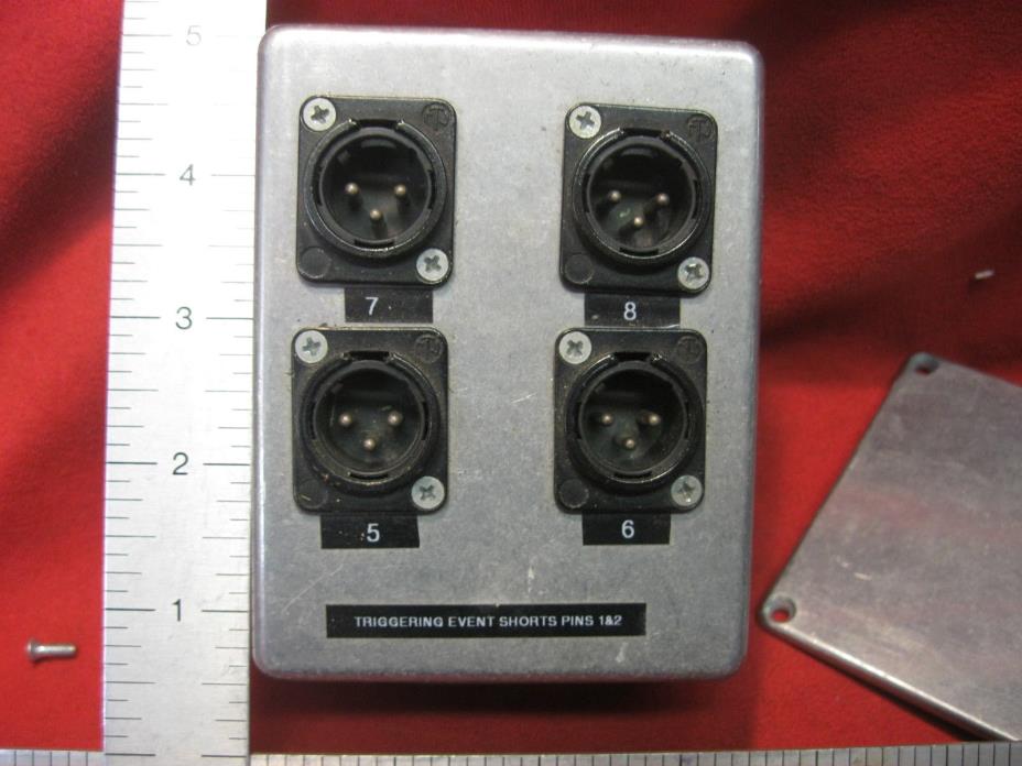 Audio interface box DB25 felame to 3 pim xlr male in 4.5 x 3.5 x 2 in cast box