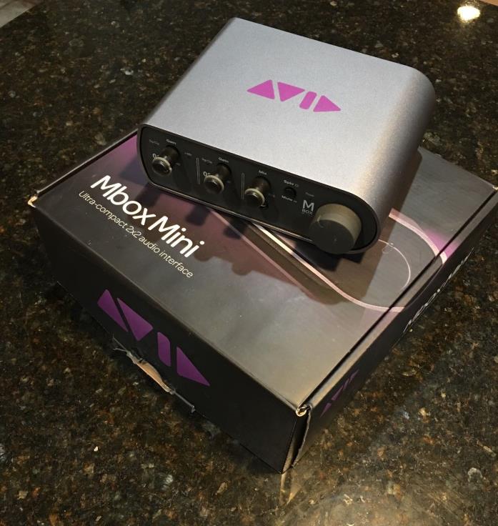 Avid Mbox Mini 3 (3rd-gen) 2x2 Compact USB DAC Audio Interface for Pro Tools