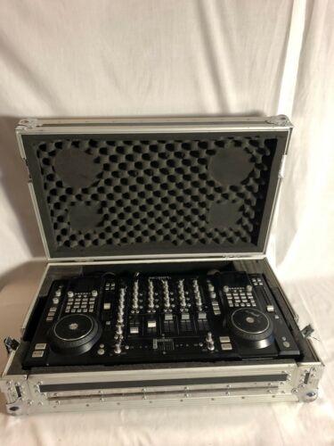 Prodigy FX B-52 CD DJ Mixer Party Production Speakers DJ With Hard Case.