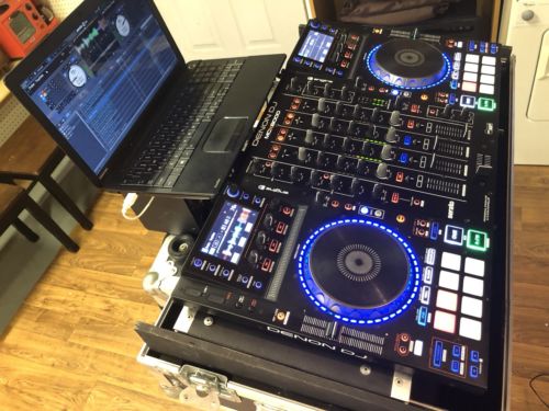 Denon MCX8000 DJ Controller