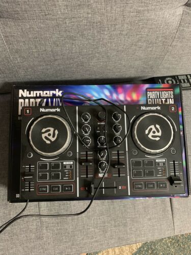 Numark Party Mix 2-Channel Digital DJ Controller - PARTYMIXHF125