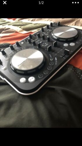 Pioneer DDJ-WeGO-w Digital DJ Controller