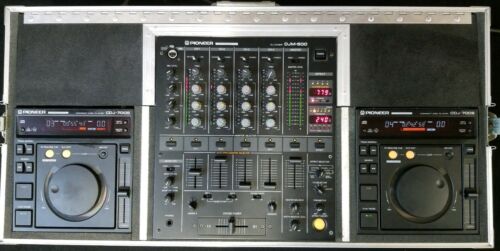 DJ Gear set 2 Pioneer CDJ-700S & DJM-500 4 channel mixer broad Road case coffin