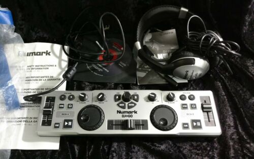 NUMARK DJ TO GO PORTABLE USB DJ CONTROLLER MAC OR PC W/HEADPHONES & SOFTWARE