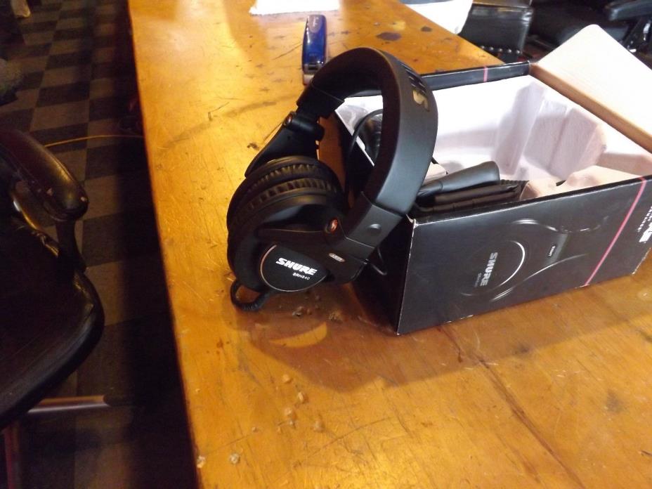 Shure SRH840 Professional Monitoring Headphones