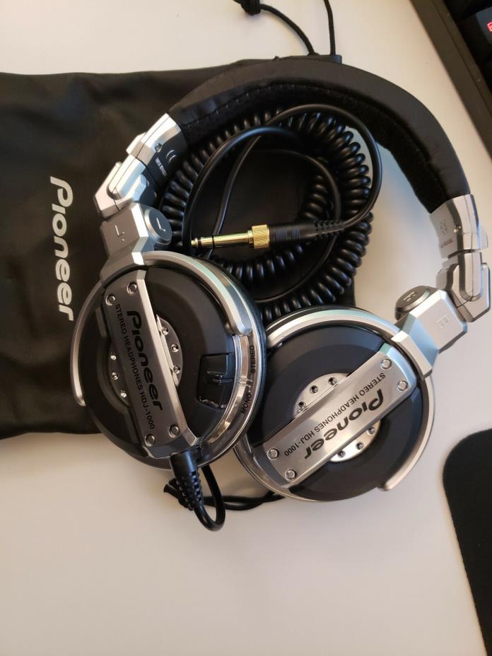 Pioneer HDJ 1000 Pro DJ Headphones