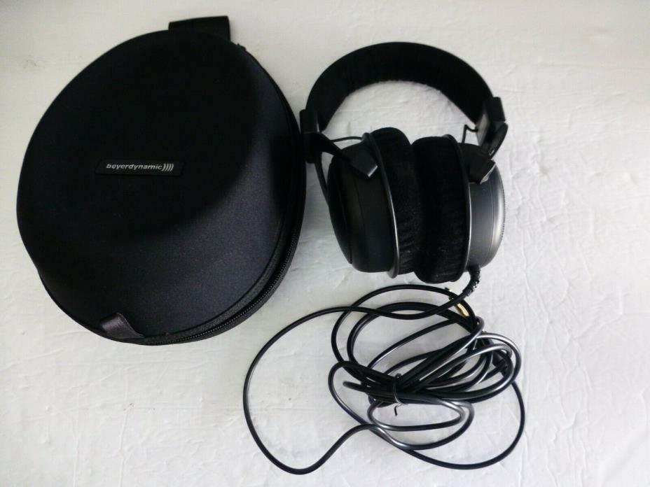 beyerdynamic DT 880 W/O BOX Premium 600 OHM Over Ear Hi-Fi Headphones (B-18)