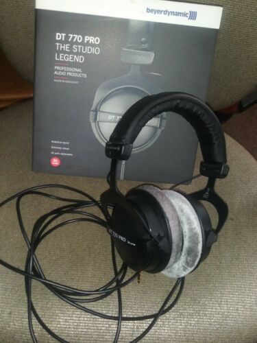 beyerdynamic DT 770 Pro Studio Headphones 80 Ohm - Black