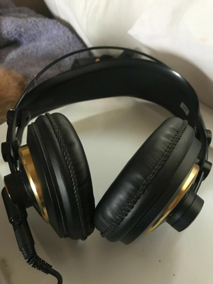 AKG K240 Semi-Open Over Ear Studio Monitoring Mixing Mastering Headphones