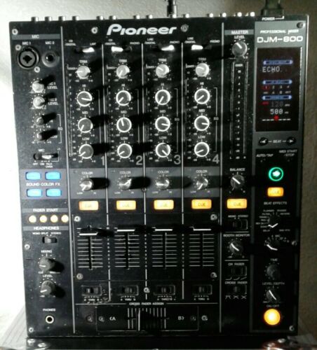 Pioneer DJM 800 DJ mixer w/road case