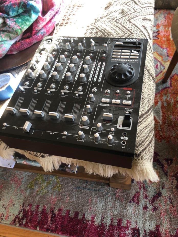 Numark 5000 Mixer