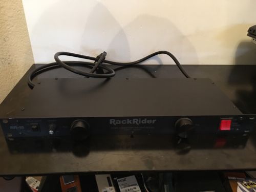 FURMAN RACK RIDER RR-15 POWER CONDITIONER RACK MOUNT LIGHT MODULE