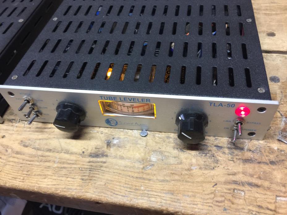 SUMMIT TLA- 50, TLA50 TUBE LEVELING AMPLIFIER- MINT!!