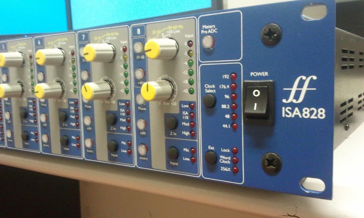 Focusrite ISA 828 8 Channel Mic Preamp WITH Digital Card