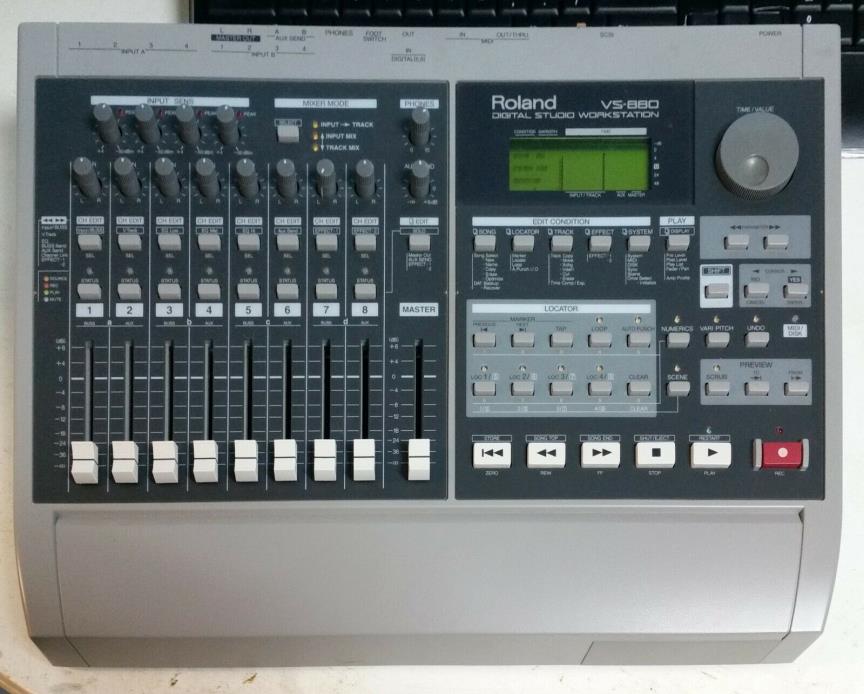 Roland VS-880 Expanded w/ OHSC, Manual and power cable.