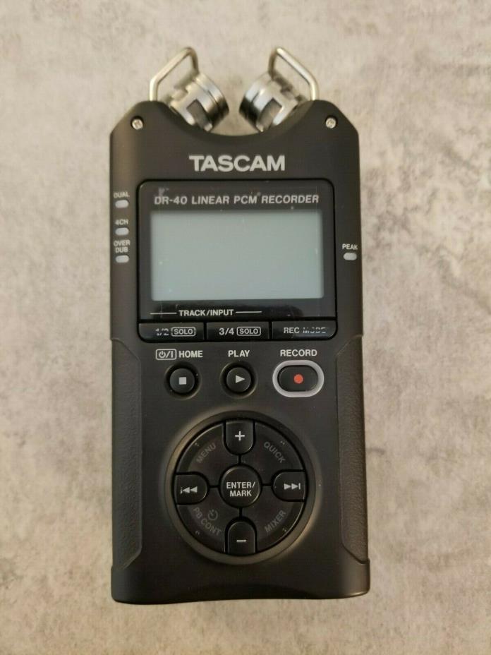 TASCAM DR-40 Digital Recorder