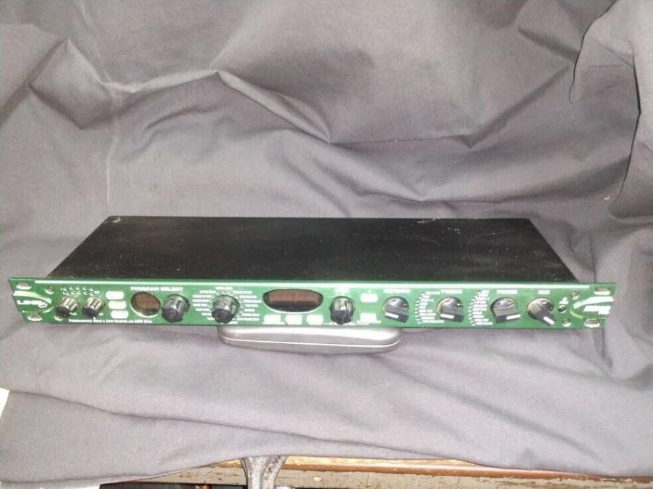 Line 6 Echo Pro -Delay Modeler with Loop Sampler and Midi   This is a RARE item!