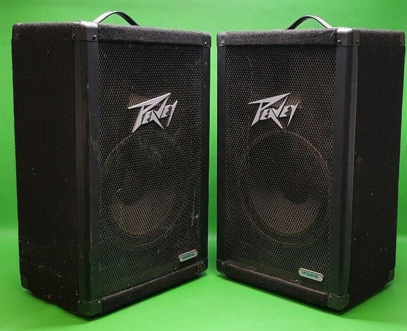 Pair of Peavey Speakers 16x11x27 112DC