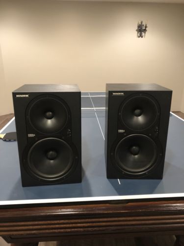 Mackie HR824 Studio Monitor Pair