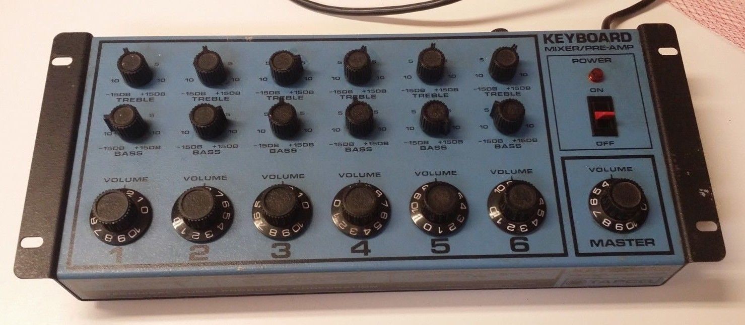 Tapco Keyboard Mixer / Pre-AMP 100 - Vintage